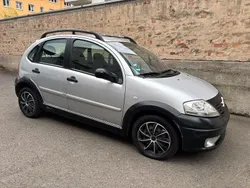 Grau Gebraucht 2004 Citroën C3 XTR Kleinwagen | 1.999 € (Fairer Preis)