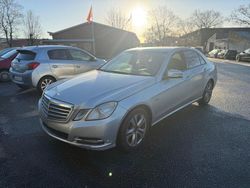 Silber Gebraucht 2011 Mercedes E200 Limousine | 6.000 € (Superpreis)
