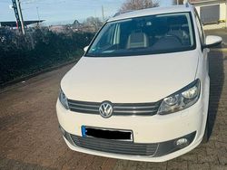 Weiß Gebraucht 2013 VW Touran Van / Kleinbus | 10.800 € (Fairer Preis)