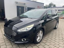 Schwarz Gebraucht 2016 Ford S-MAX Titanium Van / Kleinbus | 10.990 € (Superpreis)