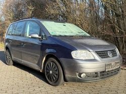 Grau Gebraucht 2006 VW Touran Van / Kleinbus | 1.470 € (Guter Preis)