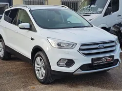 Weiß Gebraucht 2017 Ford Kuga Cool & Connect SUV | 13.490 € (Fairer Preis)
