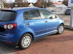 Blau Gebraucht 2007 VW Golf Plus Cross Van / Kleinbus | 5.000 €