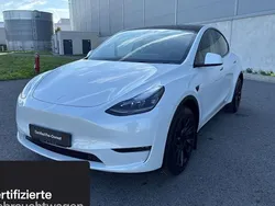 Weiß Gebraucht 2022 Tesla Model Y SUV | 37.600 € (Guter Preis)