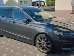 Grau Gebraucht 2020 Ford Mondeo Vignale Kombi | 22.990 € (Etwas zu teuer)