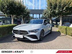 Grau Gebraucht 2025 Mercedes CLA200 Shooting Brake Night Kombi | 41.900 €