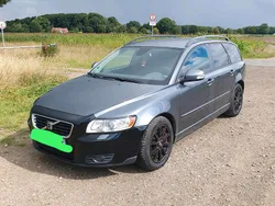 Grau Gebraucht 2010 Volvo V50 Kombi | 2.400 € (Fairer Preis)