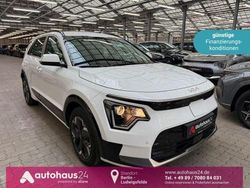 Weiß Gebraucht 2023 Kia e-Niro Vision SUV | 21.990 € (Guter Preis)