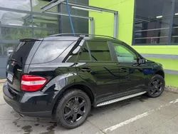Schwarz Gebraucht 2007 Mercedes ML350 SUV | 7.777 € (Fairer Preis)