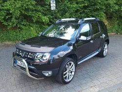 Schwarz Gebraucht 2016 Dacia Duster Prestige SUV | 10.700 € (Fairer Preis)