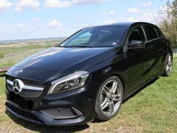 Schwarz Gebraucht 2017 Mercedes A180 AMG line Limousine | 16.000 € (Fairer Preis)