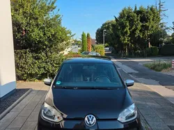 Schwarz Gebraucht 2015 VW up! move up! Kleinwagen | 7.350 € (Fairer Preis)