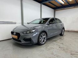 Grau Gebraucht 2020 Hyundai i30 N Line Limousine | 15.999 € (Fairer Preis)