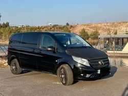 Schwarz Gebraucht 2015 Mercedes Vito Van / Kleinbus | 22.000 €