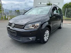 Schwarz Gebraucht 2011 VW Touran Trendline Van / Kleinbus | 6.490 € (Guter Preis)