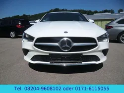 Weiß Gebraucht 2022 Mercedes CLA180 Shooting Brake Progressive Kombi | 21.900 € (Guter Preis)