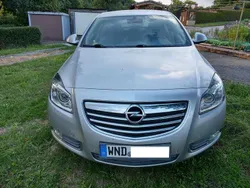 Silber Gebraucht 2012 Opel Insignia Edition Limousine | 2.900 € (Superpreis)
