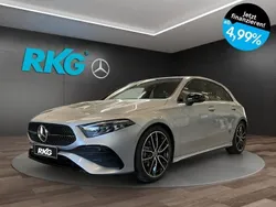 Silber Gebraucht 2025 Mercedes A200 AMG Limousine | 44.290 €