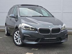 Mineralgrau metallic Gebraucht 2021 BMW 220 Van / Kleinbus | 14.900 €