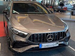 Grau Gebraucht 2023 Mercedes A35 AMG AMG Limousine | 42.100 € (Fairer Preis)