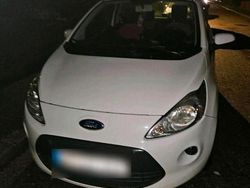 Weiß Gebraucht 2010 Ford Ka Kleinwagen | 2.100 € (Fairer Preis)