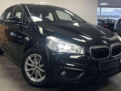 Saphirschwarz Gebraucht 2015 BMW 218 Van / Kleinbus | 11.880 € (Fairer Preis)