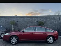Rot Gebraucht 2006 Citroën C6 Limousine | 2.850 €