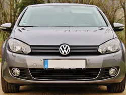 Grau metallic Gebraucht 2009 VW Golf VI Highline Limousine | 12.990 €
