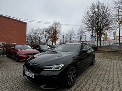 Black sapphire Gebraucht 2022 BMW 530e Sport Line Kombi | 34.849 € (Fairer Preis)
