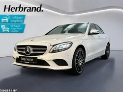 Weiss Gebraucht 2020 Mercedes C300 Avantgarde Limousine | 33.780 € (Guter Preis)