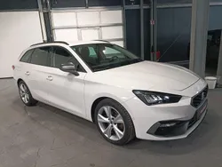 Weiß Gebraucht 2022 Seat Leon FR Kombi | 18.790 € (Superpreis)