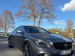 Grau Gebraucht 2014 Mercedes CLA220 Limousine | 10.500 € (Fairer Preis)