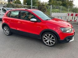 Rot Gebraucht 2017 VW Polo Cross Kleinwagen | 12.999 € (Fairer Preis)