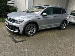 Grau Gebraucht 2021 VW Tiguan Allspace R-line SUV | 28.000 € (Teuer)