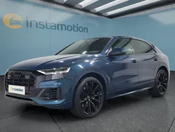 Blau Gebraucht 2022 Audi Q8 SUV | 69.299 € (Teuer)