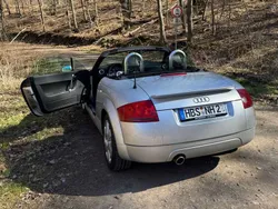 Silber Gebraucht 1999 Audi TT Roadster Cabrio | 12.100 € (Teuer)
