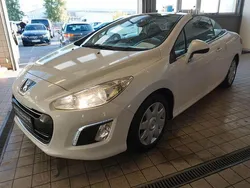 Weiß Gebraucht 2011 Peugeot 308 CC Allure Cabrio | 3.650 € (Fairer Preis)