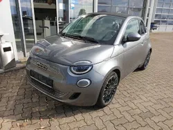 Colore esterno (mineral grau) Gebraucht 2021 Fiat 500e La Prima Cabrio | 16.900 € (Superpreis)
