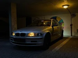 Silber Gebraucht 1999 BMW 316 Limousine | 1.650 € (Superpreis)