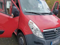 Rot Gebraucht 2015 Opel Movano Van | 18.800 €