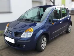 Blau Gebraucht 2006 Renault Modus Van / Kleinbus | 2.500 €