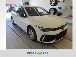 Pure white Gebraucht 2024 VW Golf VIII R-line Limousine | 29.440 € (Guter Preis)