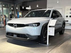 Weiß Neu 2025 Mazda MX30 Exclusive-Line SUV | 25.980 €