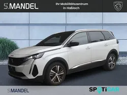 Weiß Gebraucht 2023 Peugeot 5008 Allure Van / Kleinbus | 30.850 € (Fairer Preis)