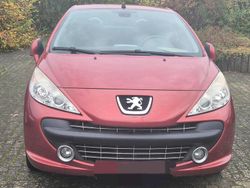 Rot Gebraucht 2008 Peugeot 207 CC Cabrio | 1.350 €