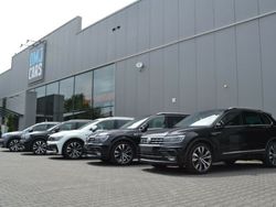 Grau metallic Gebraucht 2020 VW Tiguan Highline SUV | 34.999 €