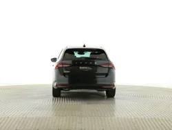 Blackmagic perleffekt Gebraucht 2025 Skoda Octavia Kombi | 41.680 €