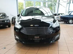 Schwarz Gebraucht 2017 Ford Grand C-Max Van / Kleinbus | 10.890 € (Fairer Preis)
