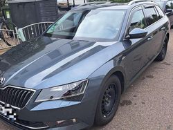 Grau Gebraucht 2019 Skoda Superb Kombi | 19.800 € (Fairer Preis)