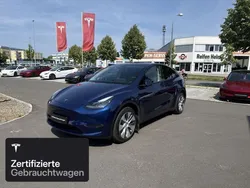 Blau Gebraucht 2024 Tesla Model Y Long Range SUV | 43.500 € (Fairer Preis)